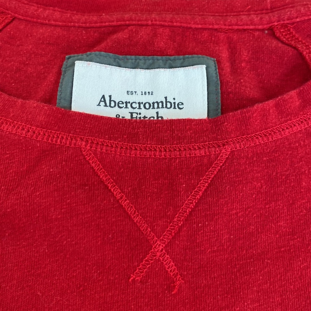 Abercrombie and Fitch shirt. Red. Size XS - Picture 3 of 4